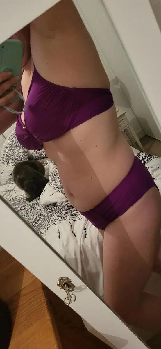 sexy vollbusige reife Schlampe