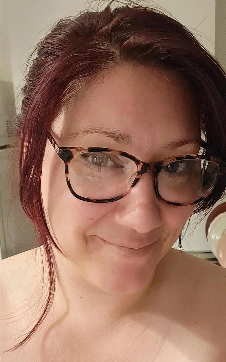 sexy vollbusige reife Schlampe