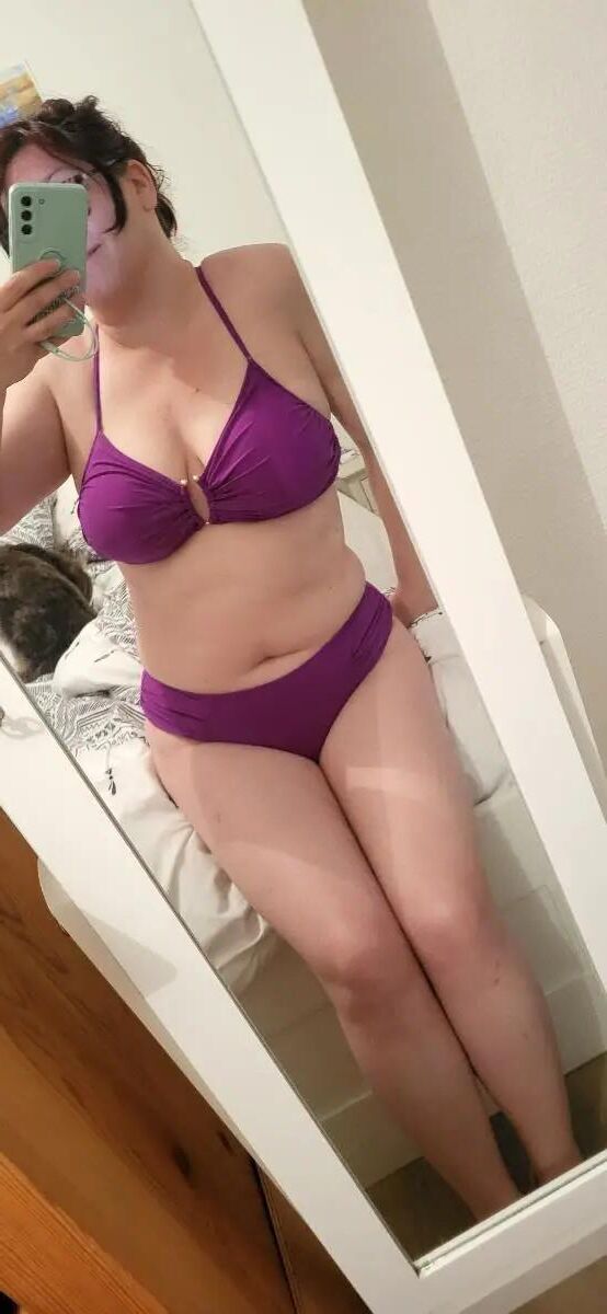 sexy vollbusige reife Schlampe