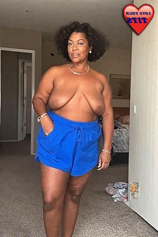 Blaue Shorts und Schokoladenhochschocken