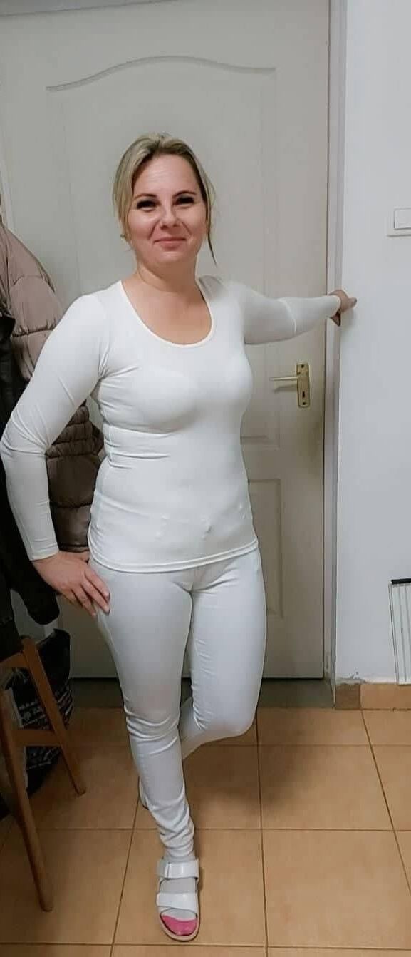 Sexy Hungary lady 
