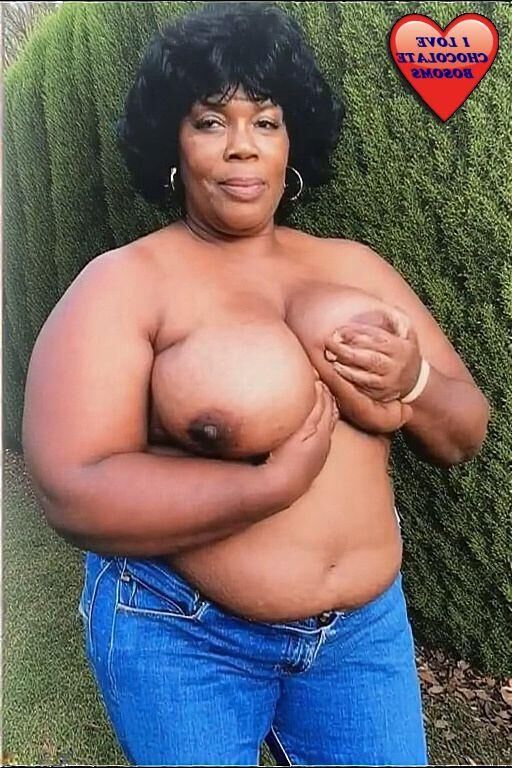 Grandes dames avec des seins de chocolat