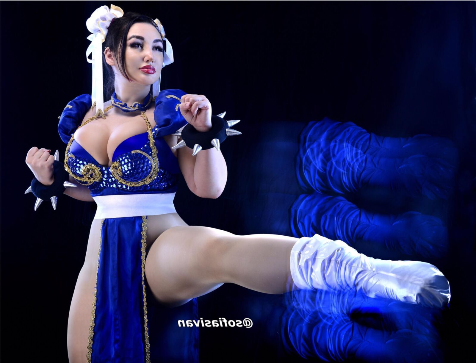 Sofia Sivan Cosplay Curves