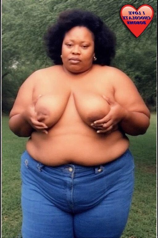Grandes dames avec des seins de chocolat