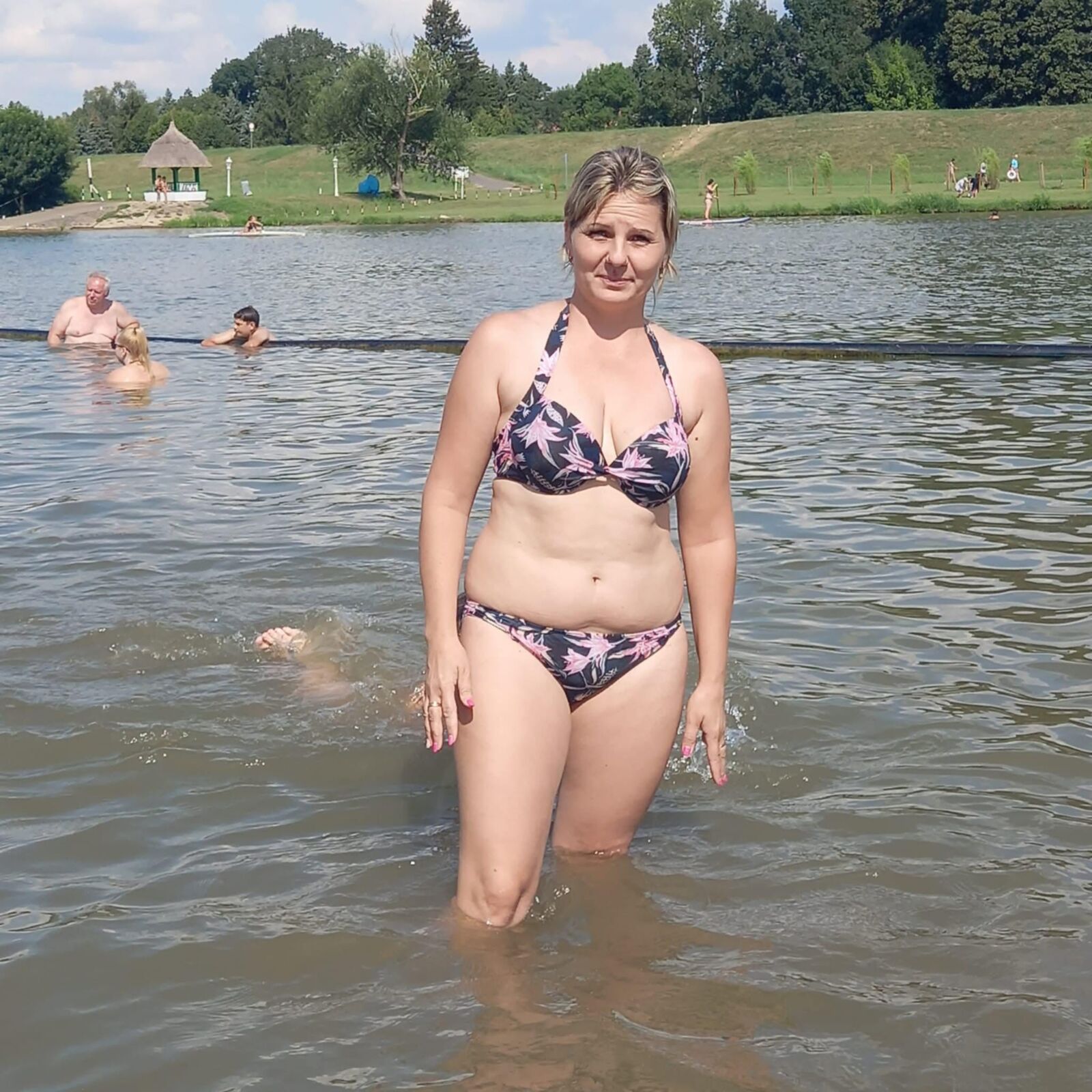 Sexy Hungary lady 