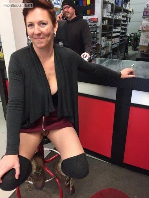 Hotwife minou