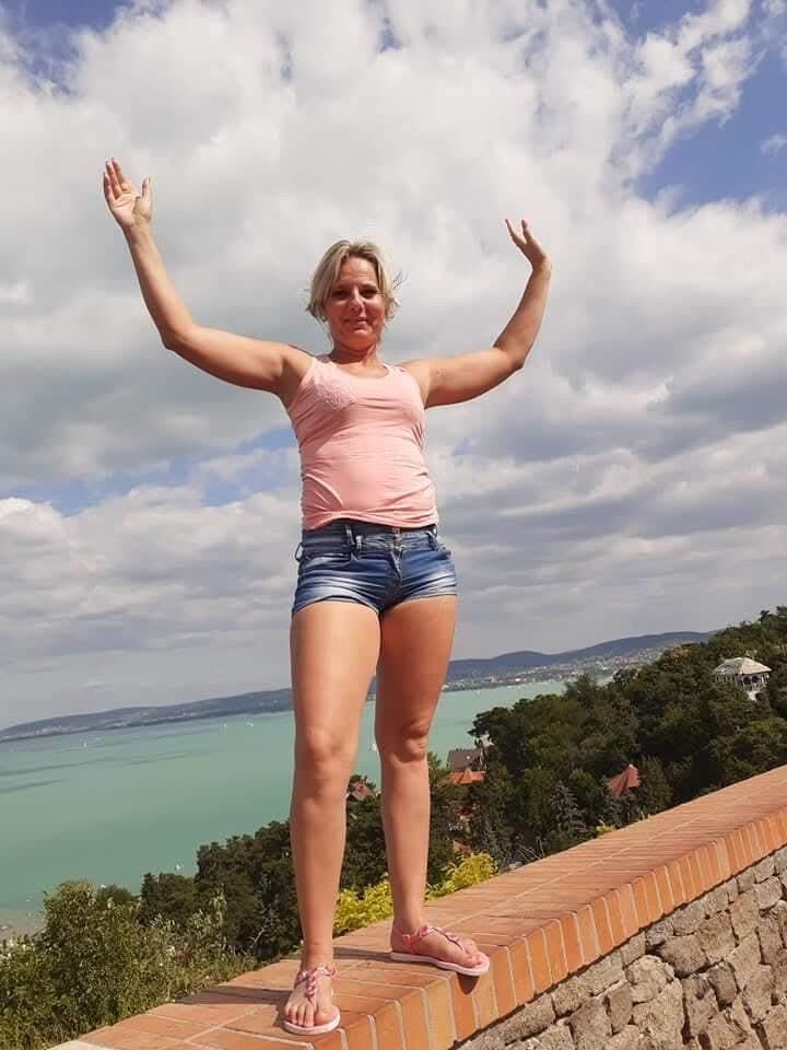 Sexy Hungary lady 