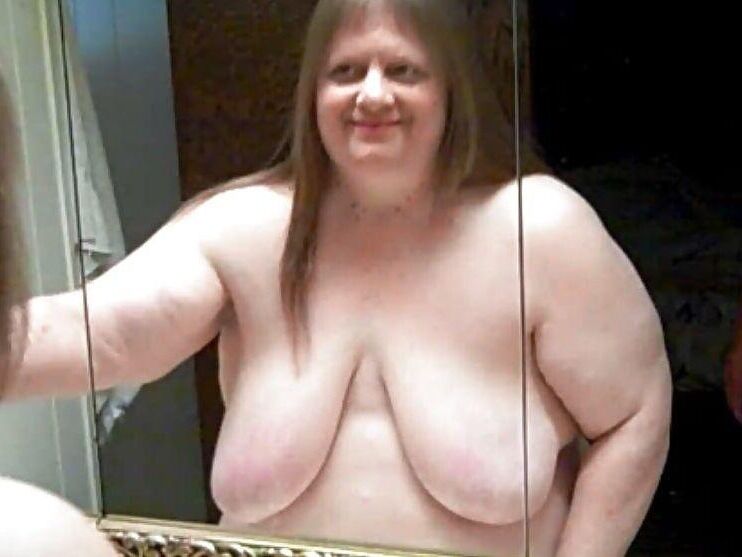 BBW Victoria Exposed