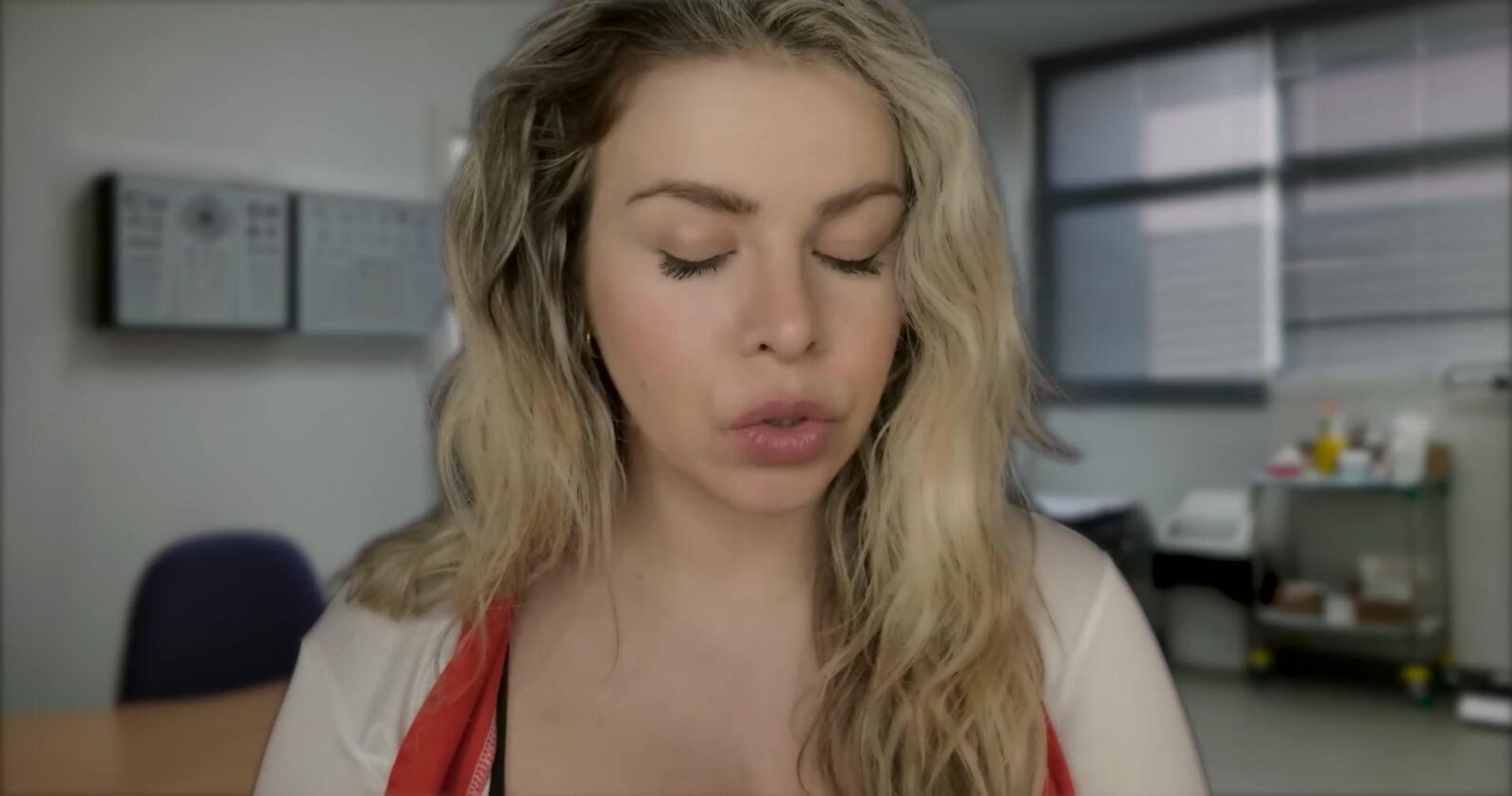 Murmuros escoceses ASMR Enfermeira Full Medical Exame