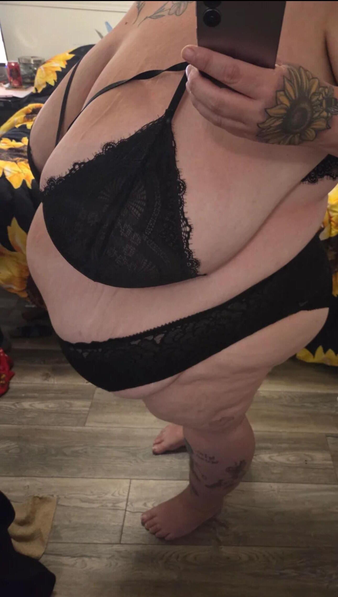 Milf Super Saggers