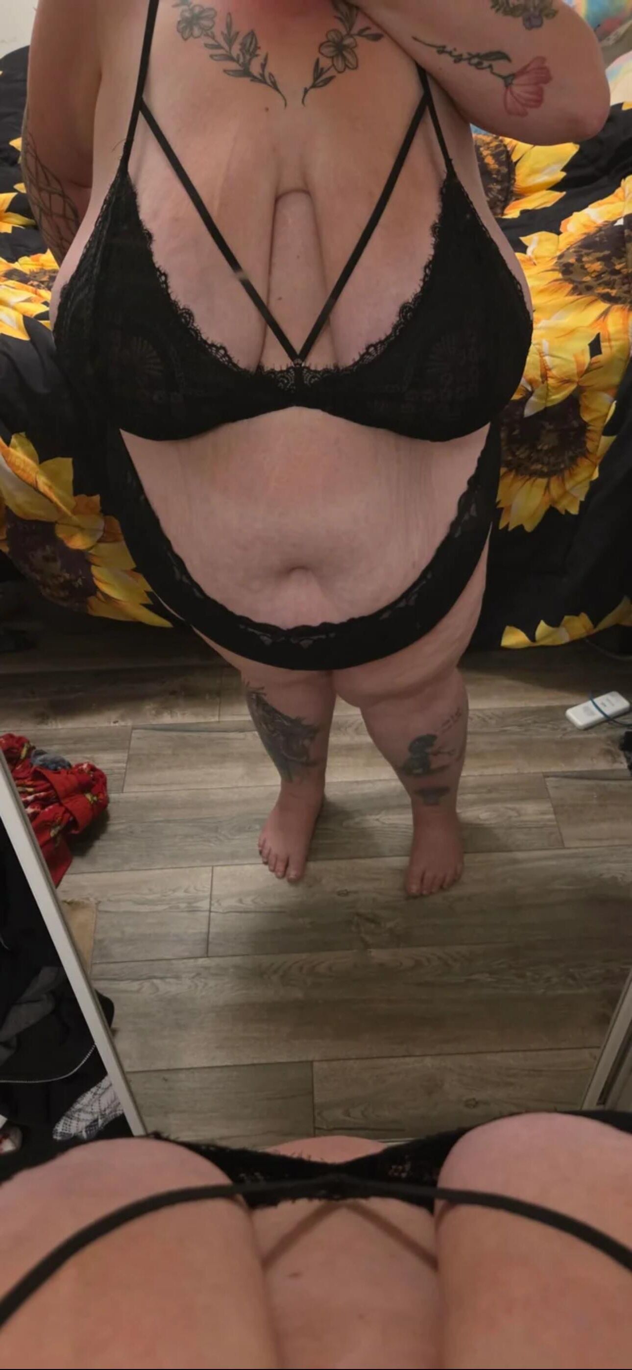 Milf Super Saggers