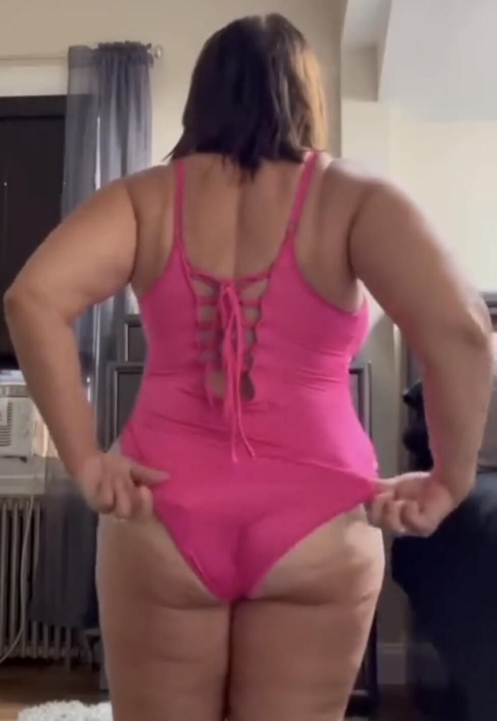 Sandy Mama Nnude