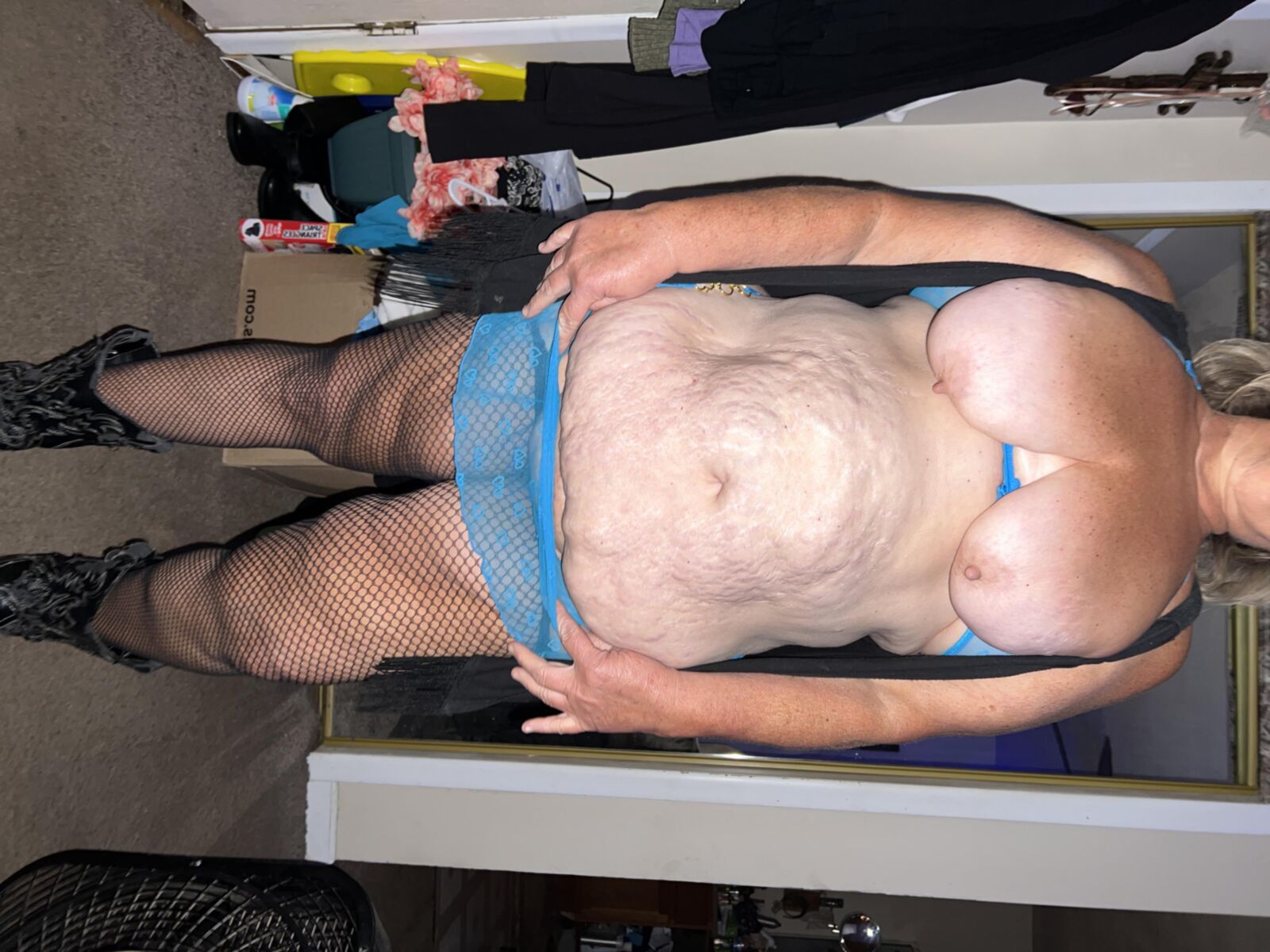 My BBW wife wants to be added to your favorites galleries