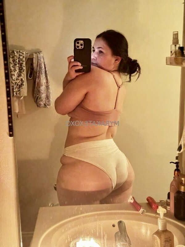 Myra Big Ass Big Tits BBW Sexy Brunette Girl Mixed Hot Photos
