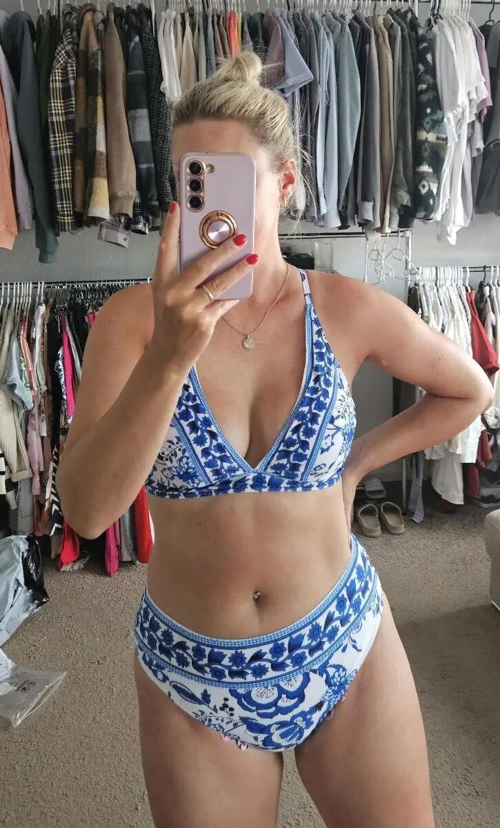 sexy busty German slut 