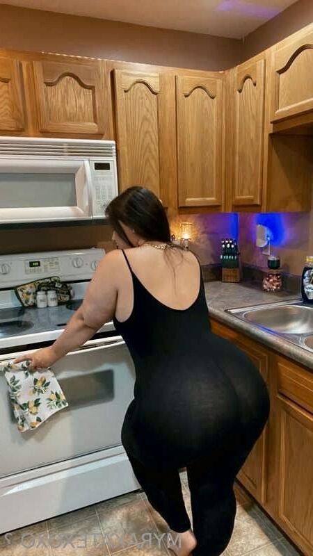 Myra Big Ass Big Tits BBW Sexy Brunette Girl Mixed Hot Photos