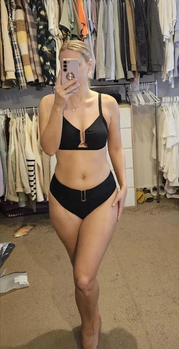 sexy busty German slut 