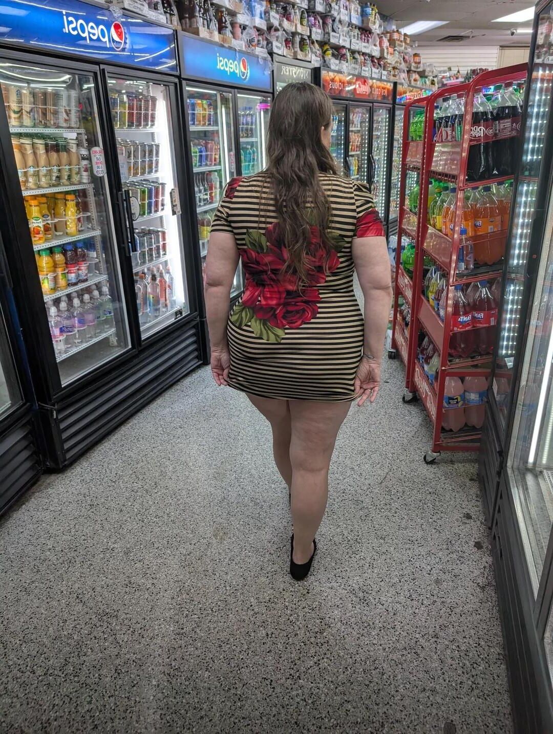 BBW exhib outdoor wife