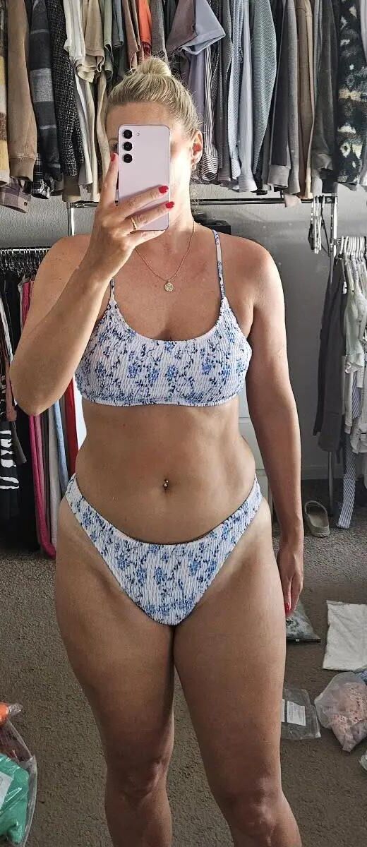 sexy busty German slut 