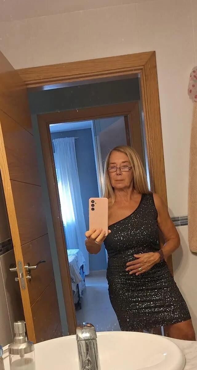 sexy mature gilf slut 