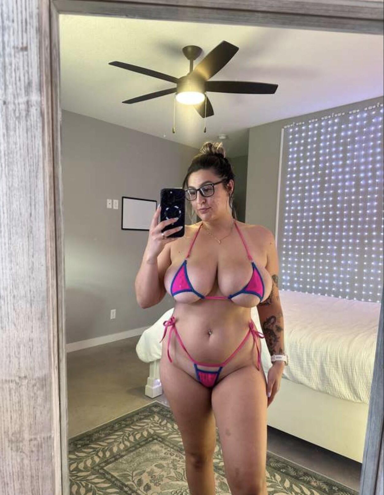 Big Tits Pawg