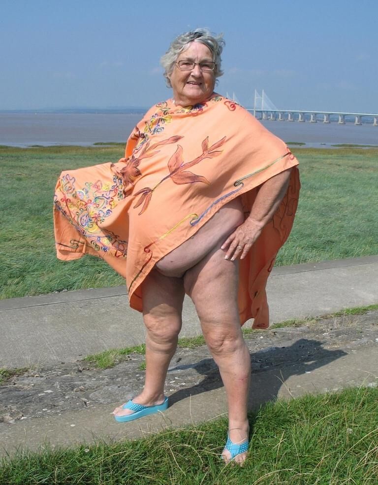 Mamie Grosse Truie Aime l'Air de la Mer