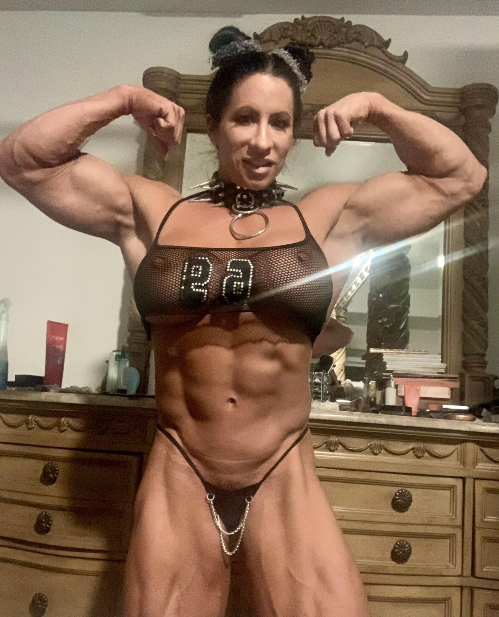 巨大なFBB MILF