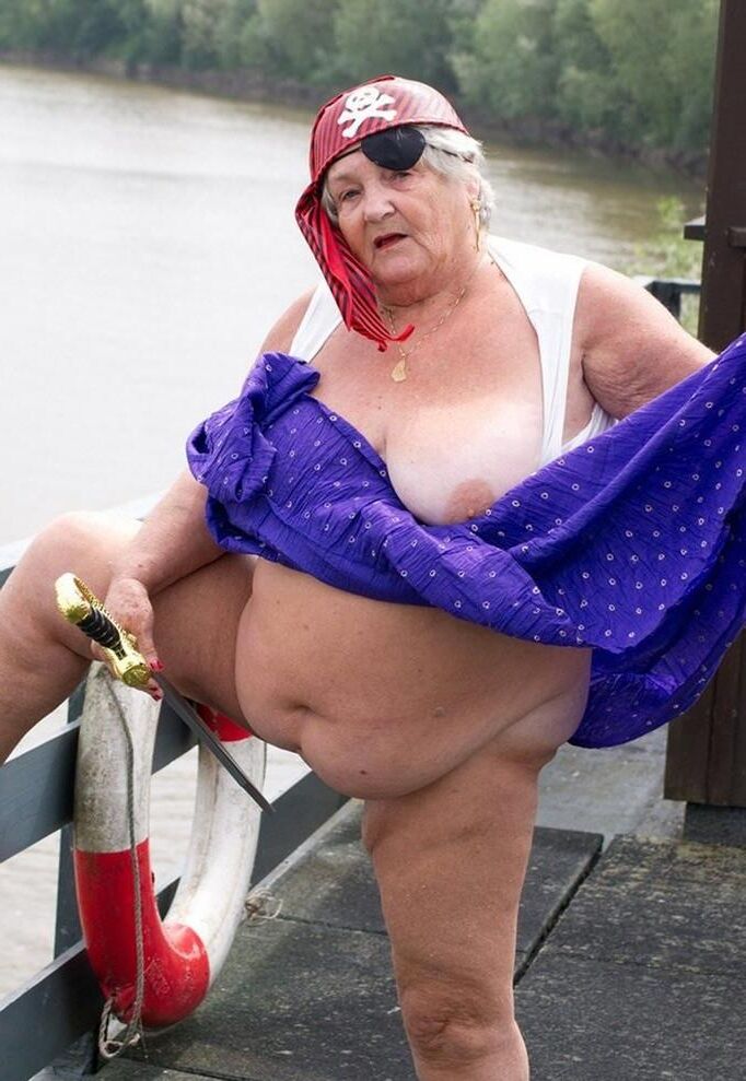 Mamie Grosse Truie Adore le Carnaval