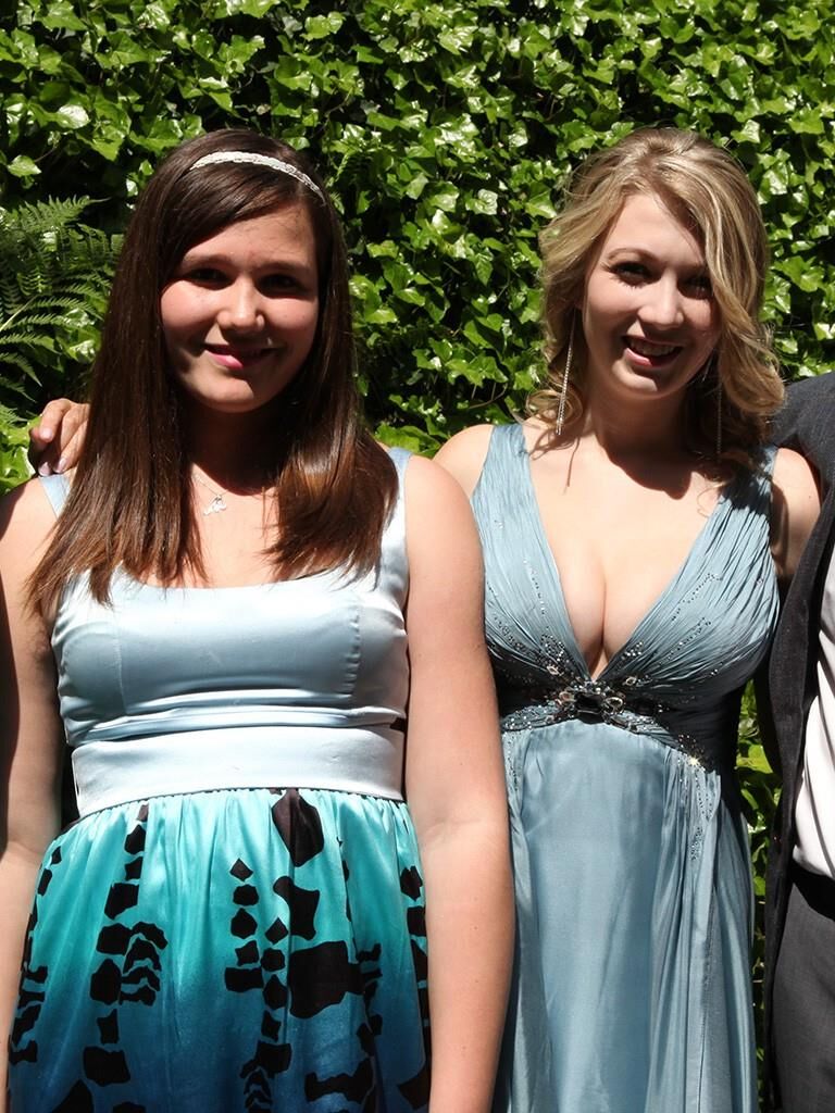BUSTY BIG TITS PROM BABES!