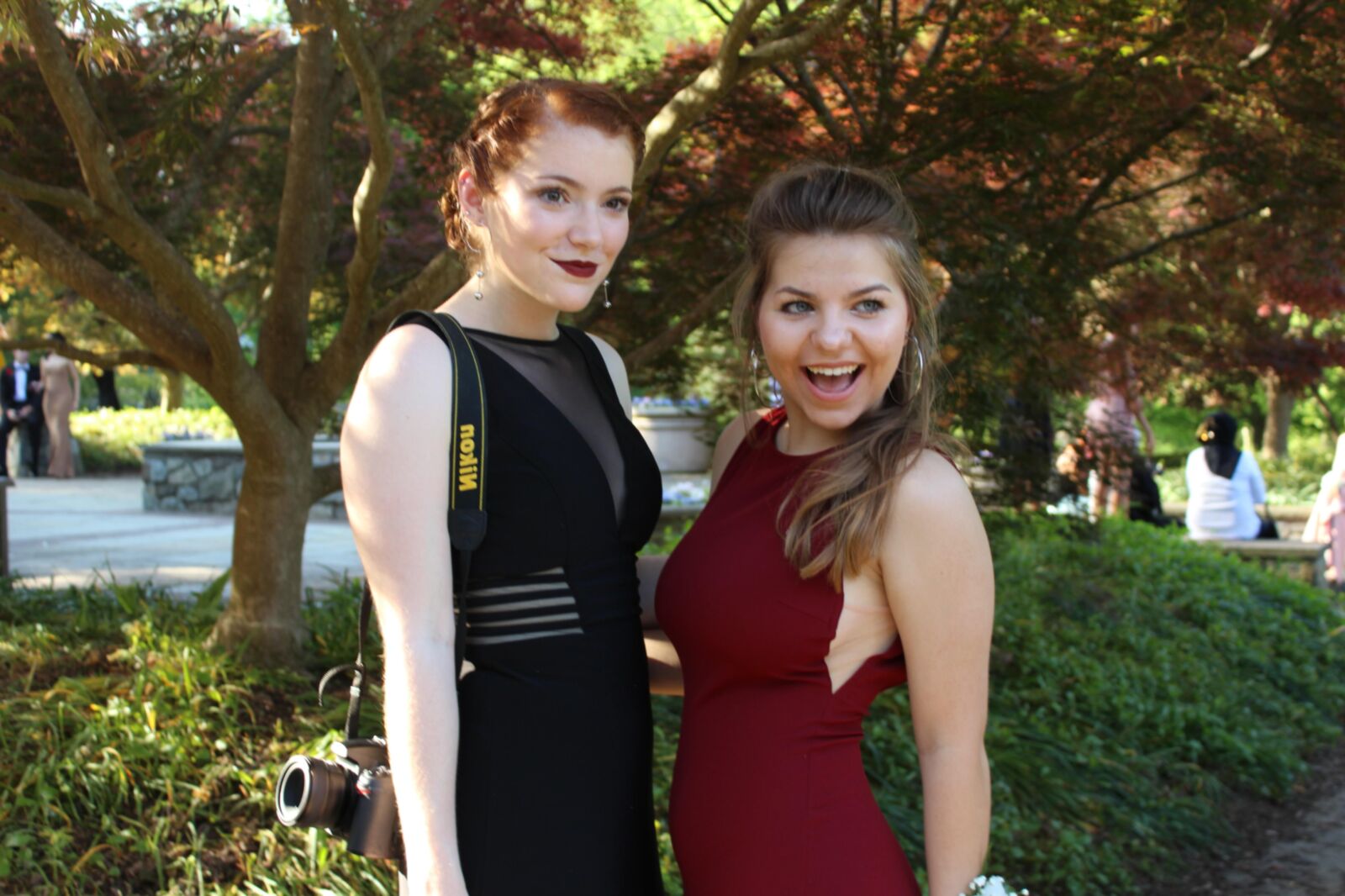 BUSTY BIG TITS PROM BABES!
