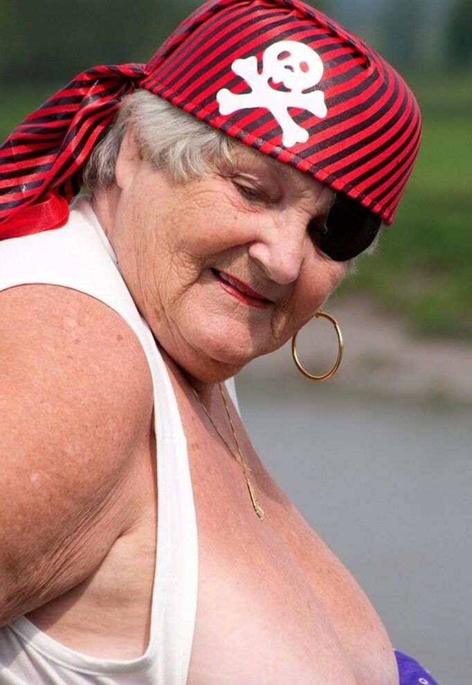 Mamie Grosse Truie Adore le Carnaval