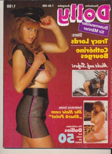 Bare girls posing in magazines 