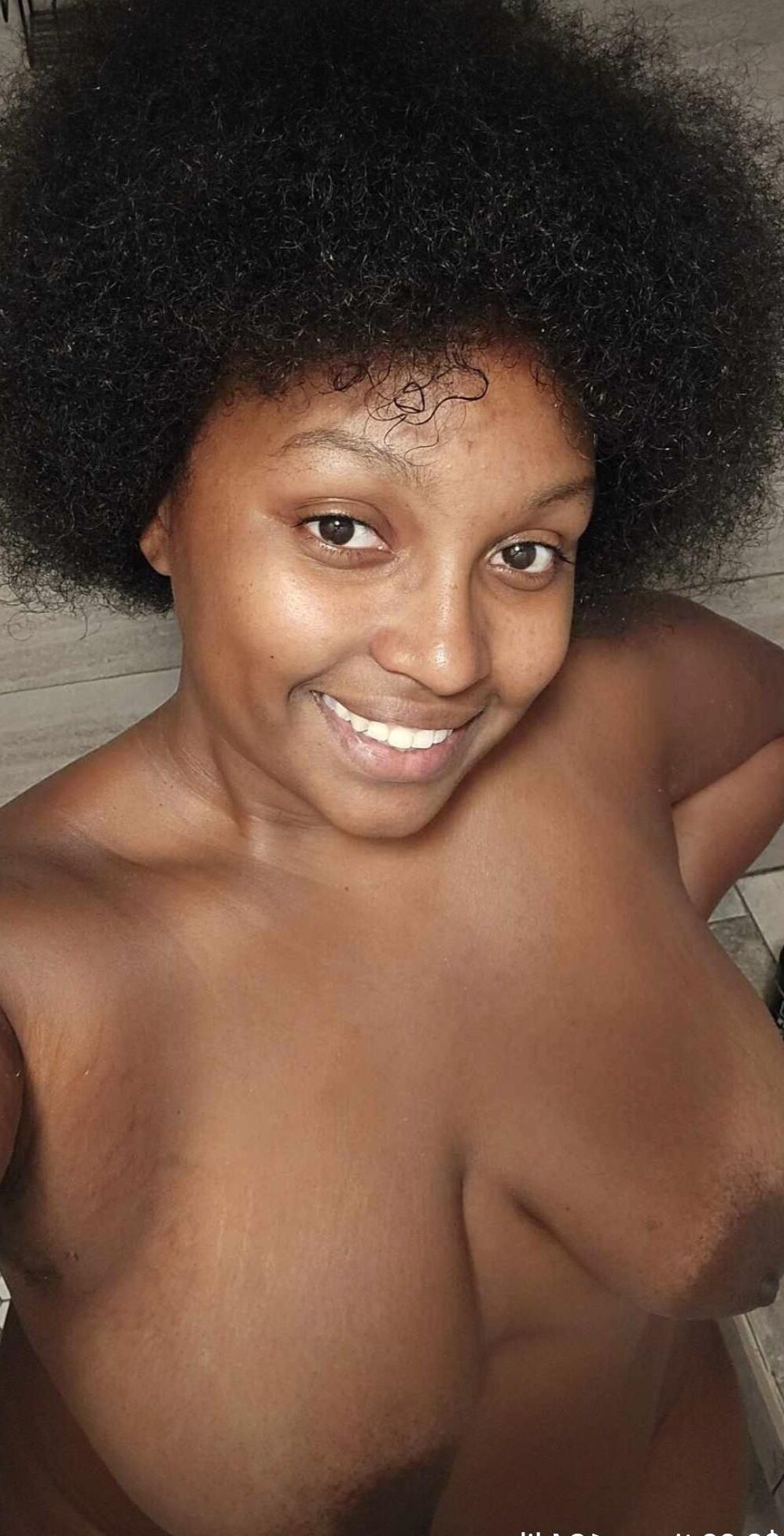 Mia Sapphire Ebony Babe