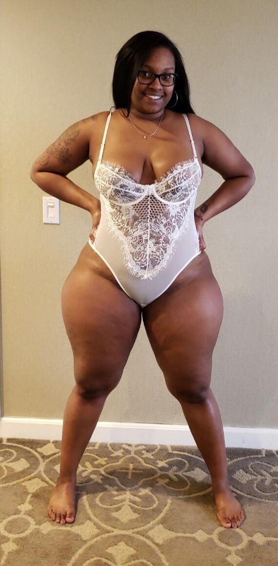 Mia Sapphire Ebony Babe