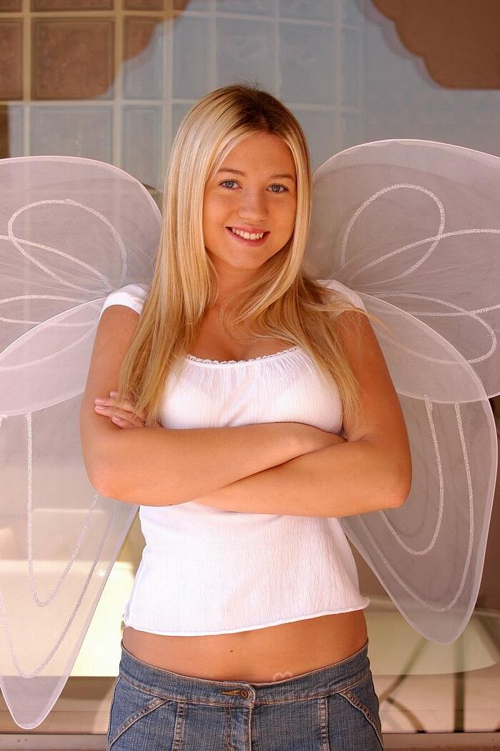 Alisonangel Alison ao ar livre