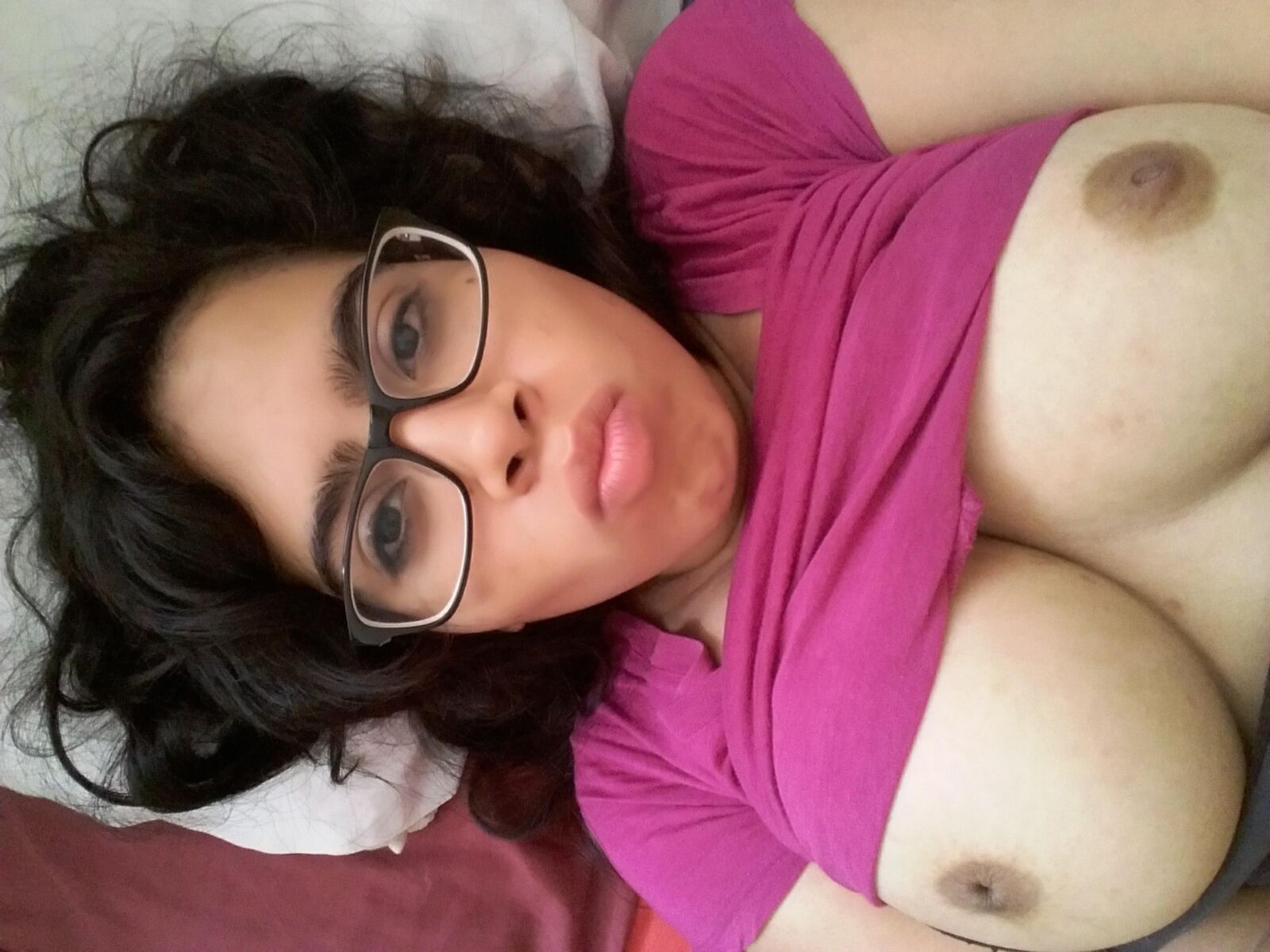 Cinthia masturbandose
