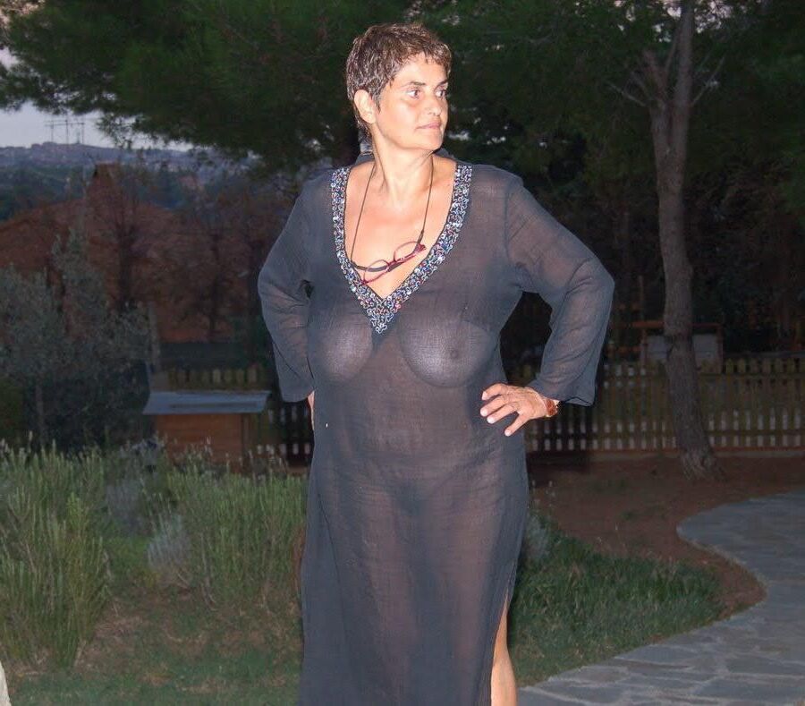 Hairy Italian wife
