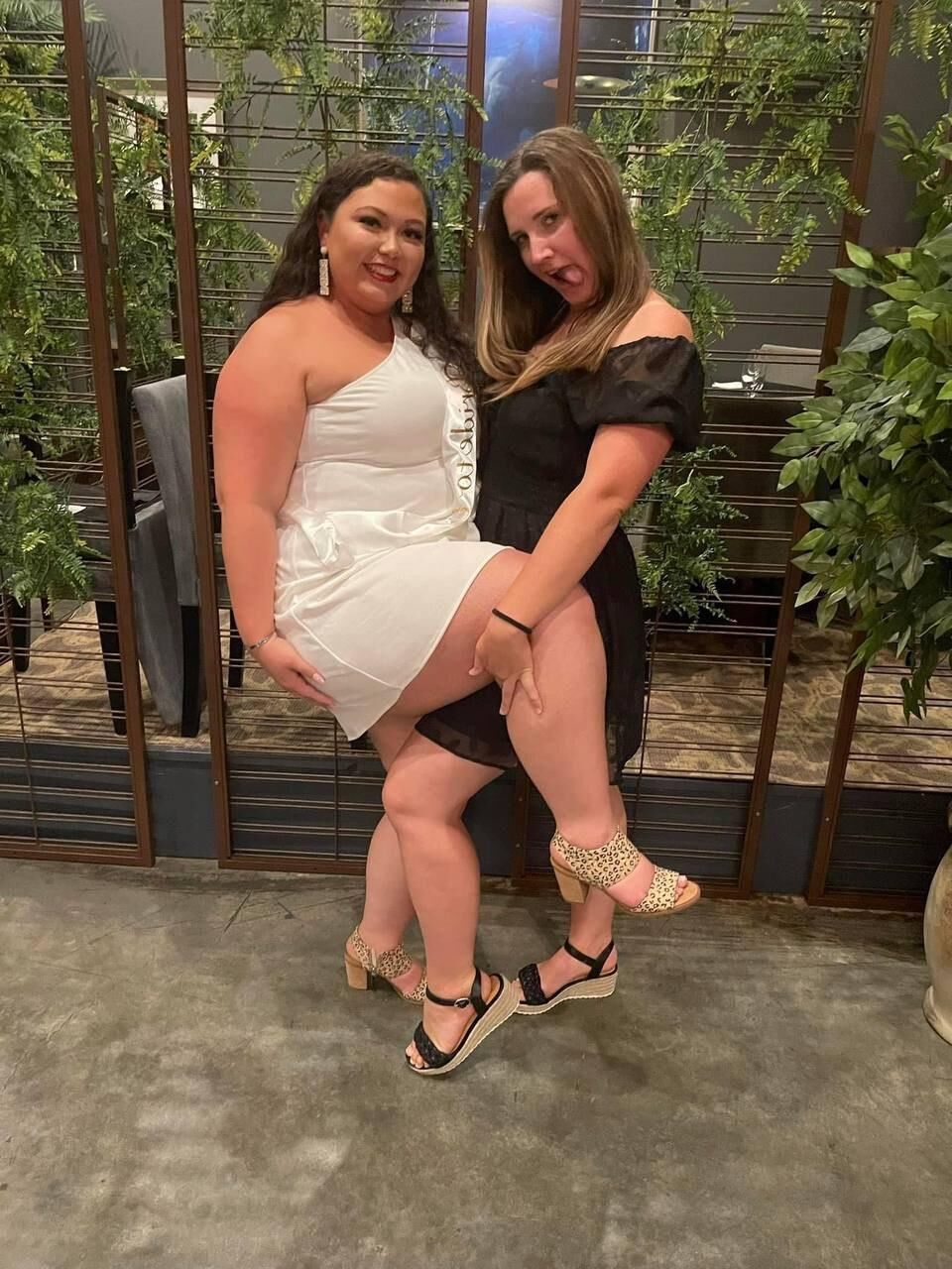 Un adolescent amateur devient une femme sexy preggo pawg