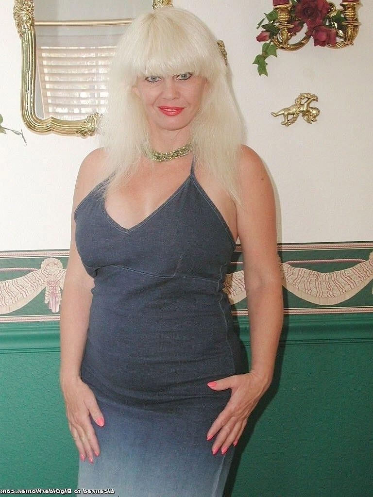 . Linda Peroxide blonde MILF