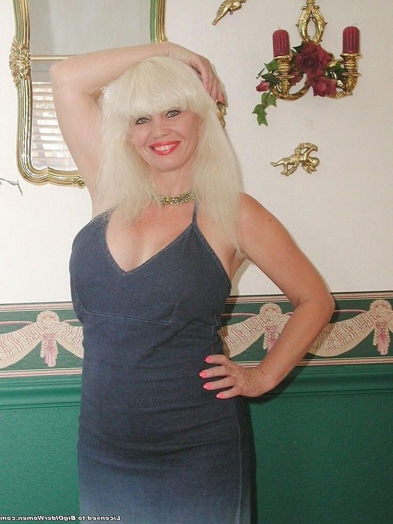 . Linda Peroxide blonde MILF