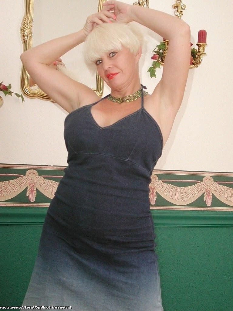 . Linda Peroxide blonde MILF