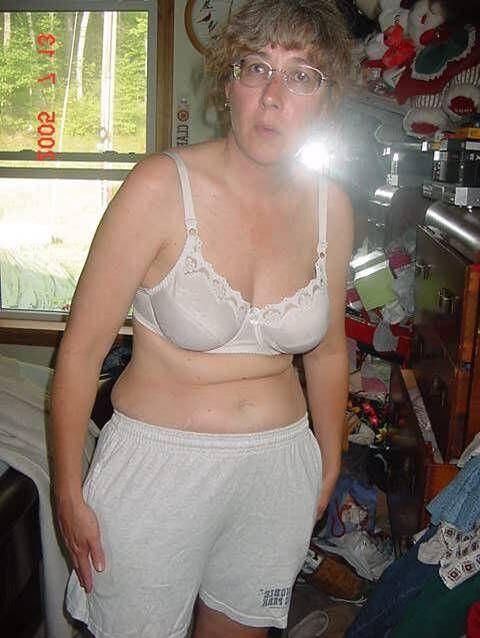 Unaware nerdy housewife exposed by husband