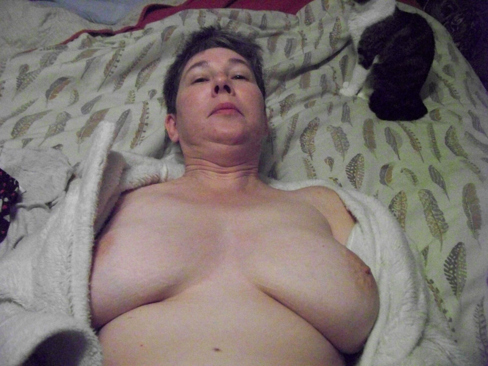 Unaware nerdy housewife exposed by husband