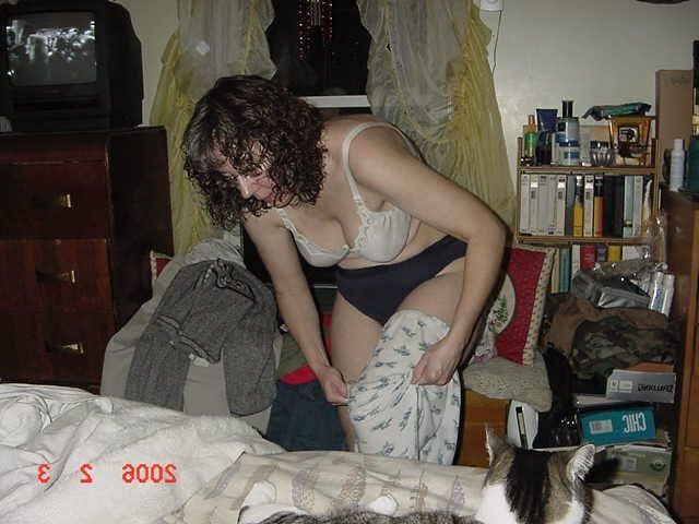 Unaware nerdy housewife exposed by husband