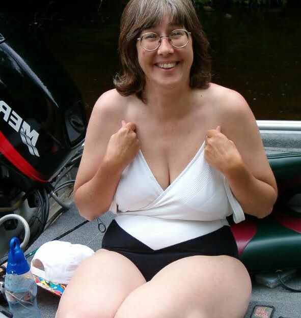 Unaware nerdy housewife exposed by husband
