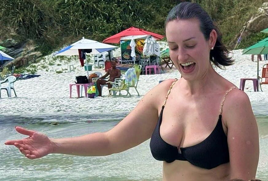 STUPID SLUT MILF MOM