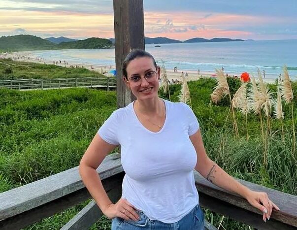 STUPID SLUT MILF MOM
