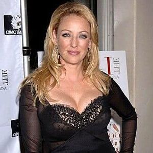 Virginia Madsen_hot Célébes