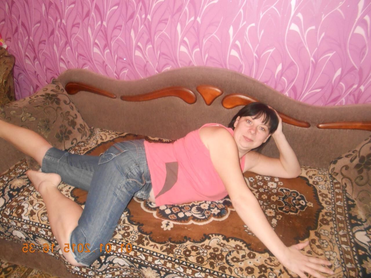 Busty mature Ukrainian Luda from Kryviy Rog at the Xmast tree