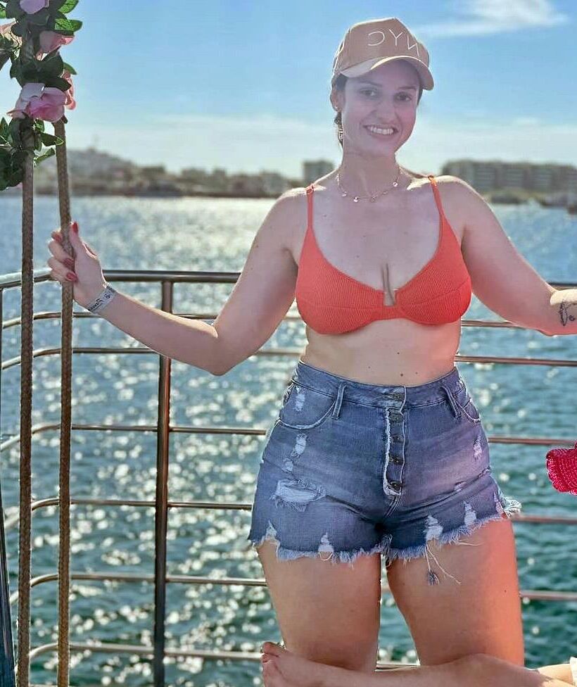 STUPID SLUT MILF MOM
